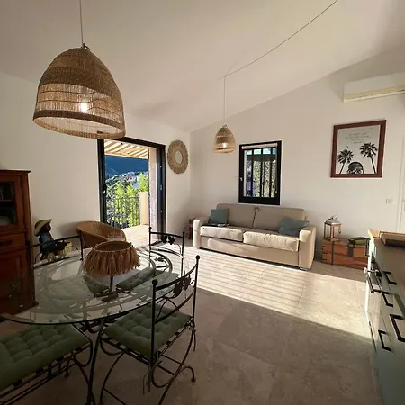 Maison Bord De تيول سور مير